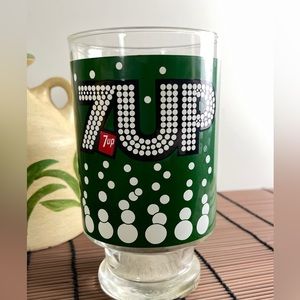 Vintage 7UP Glass
